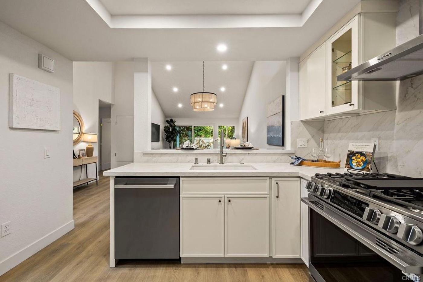 Via Viente kitchen after renovation