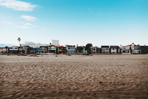 Orange County, houses on the beach