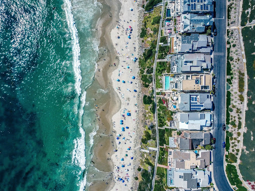 Houses by the ocean, Orange County